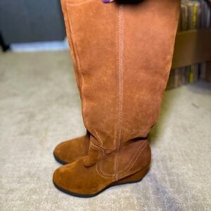 Merona brown suede boots size 8. They fall just below the knee in height.